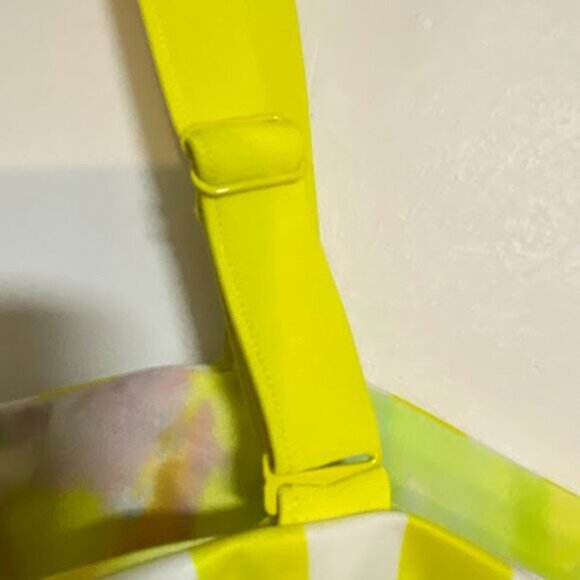 Old Navy Women's Reversible Tie-Dye Stripe Swim Crop Top Bikini Size M NWT - Picture 9 of 9